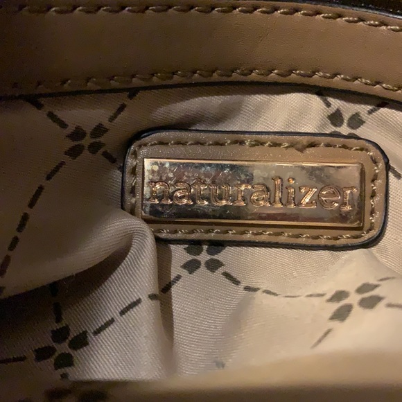 Neutralizer medium shoulder bag - Picture 8 of 10